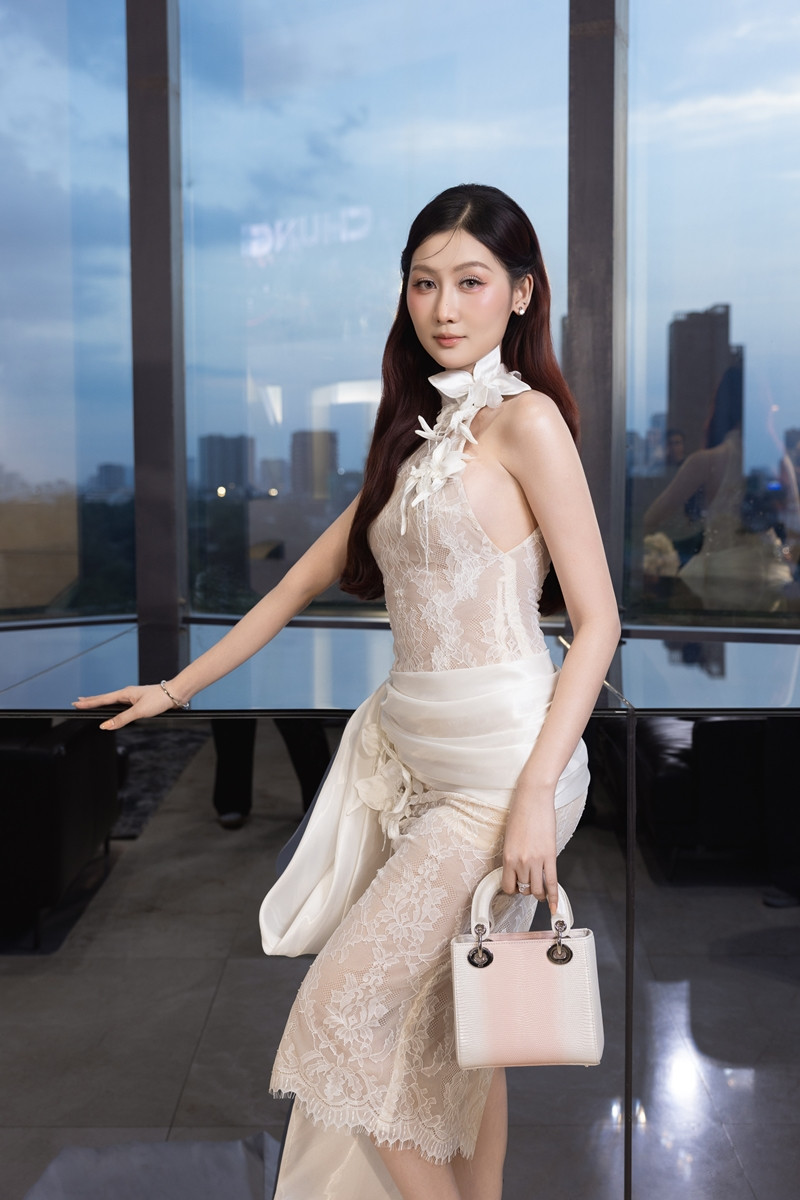 https://static-images.vnncdn.net/vps_images_publish/000001/000003/2026/8/3/chung-thanh-phong-009-1049.jpg