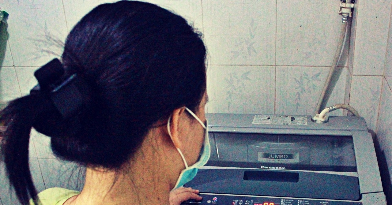 Người giúp việc có phải đóng BHXH bắt buộc?
