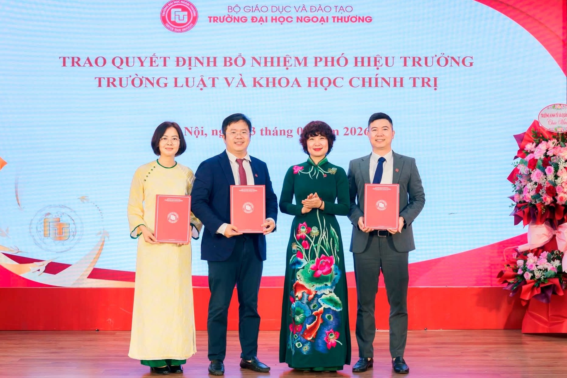 Trường Luật và Khoa học chính trị.jpg