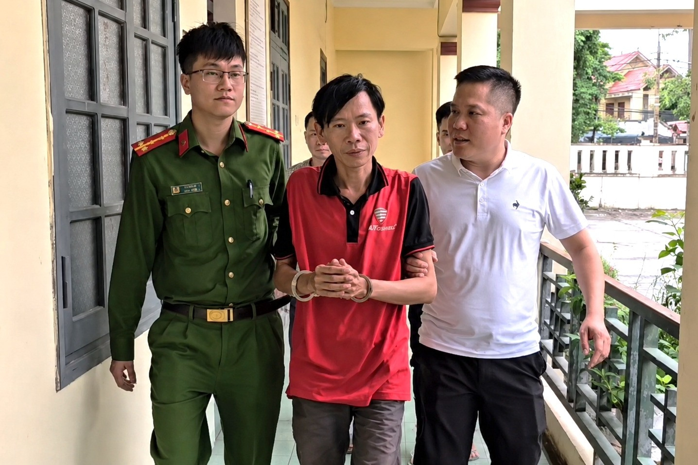 1Chém vợ và mẹ vợ, người đàn ông Thanh Hóa đổi tên trốn truy nã suốt 5 năm.jpg