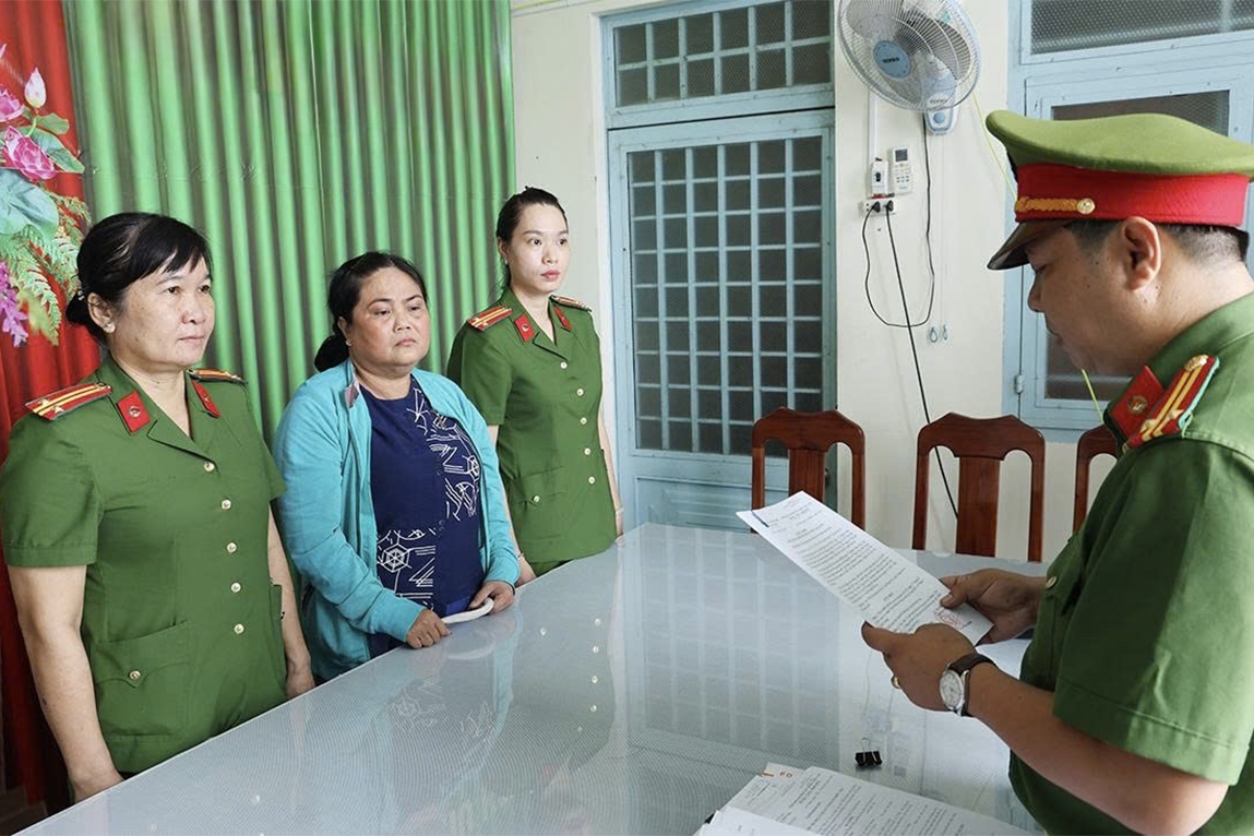 Lừa hai phụ nữ bằng cùng một chiêu, chiếm đoạt 3,5 tỷ đồng