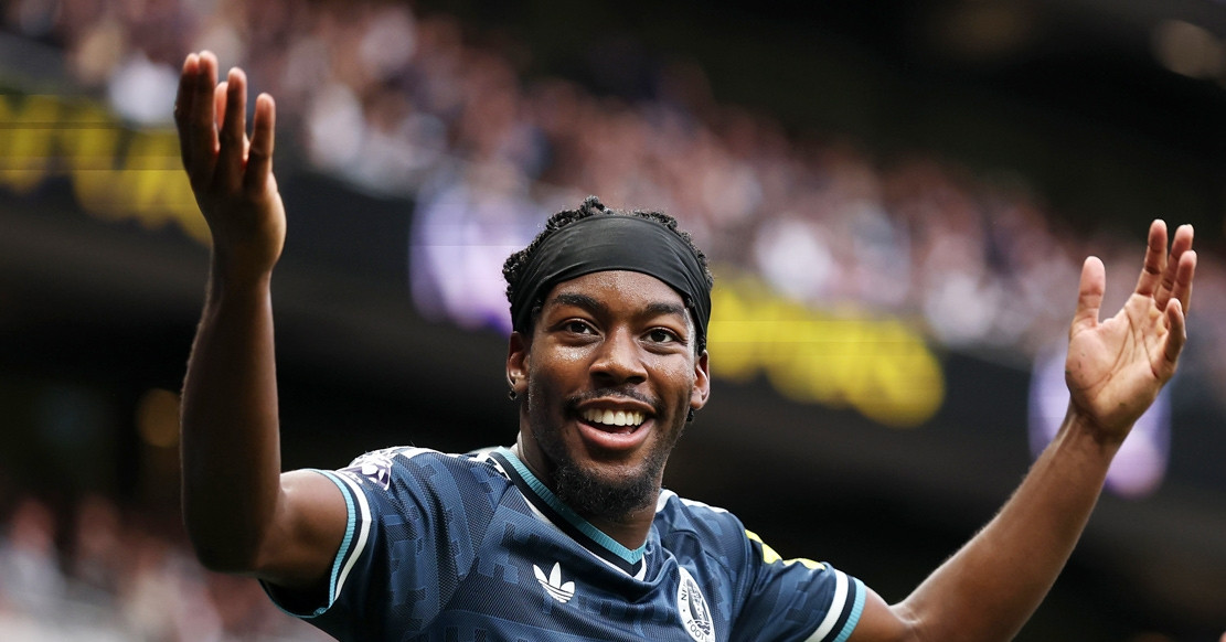 Tottenham thua thảm Newcastle ngay trên sân nhà