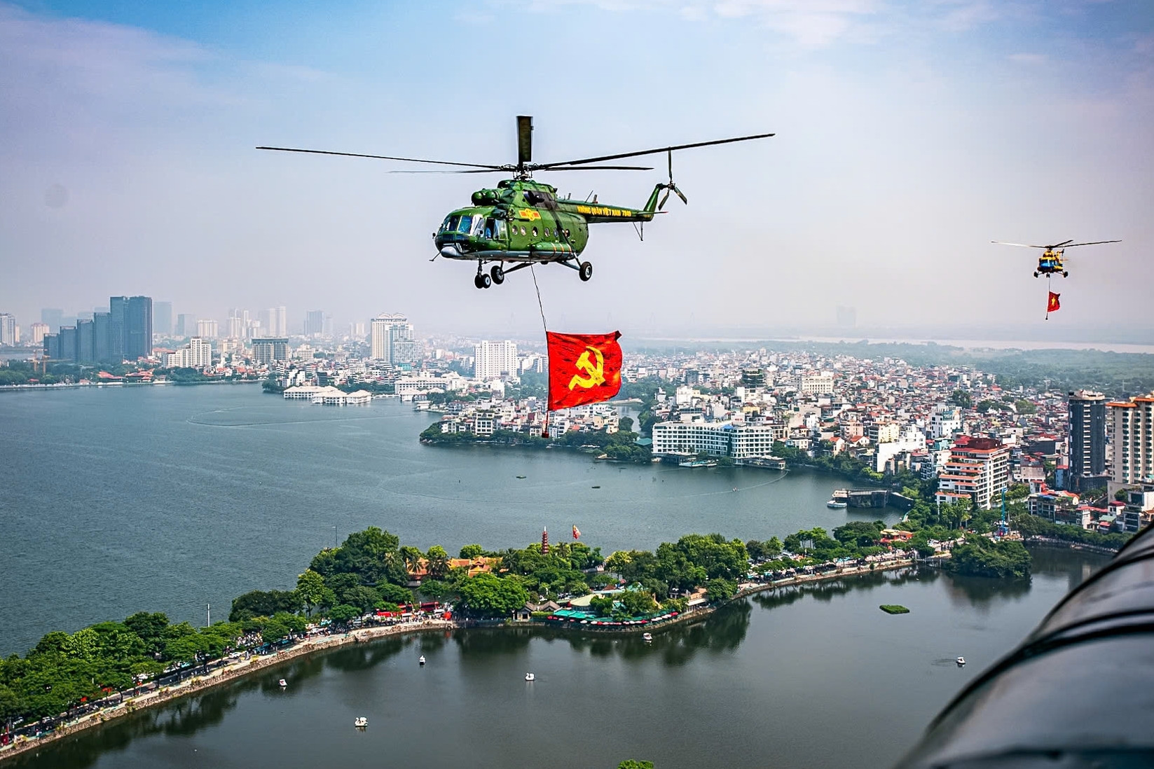 Đổi mới mô hình phát triển là bước chuyển chiến lược để Việt Nam cất cánh