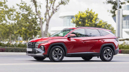 Hyundai Tucson Hybrid.jpeg