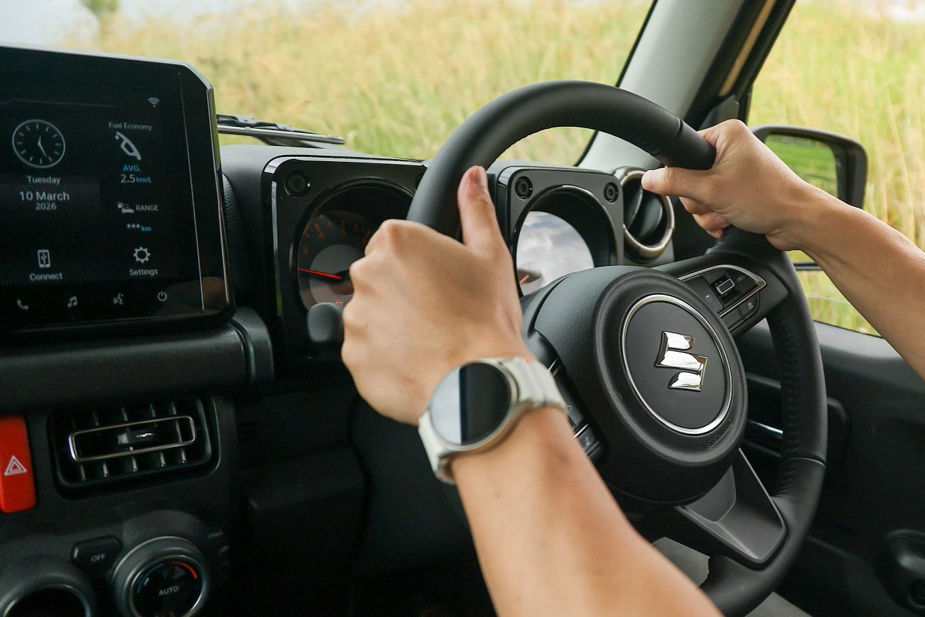 Suzuki Jimny 1.jpg