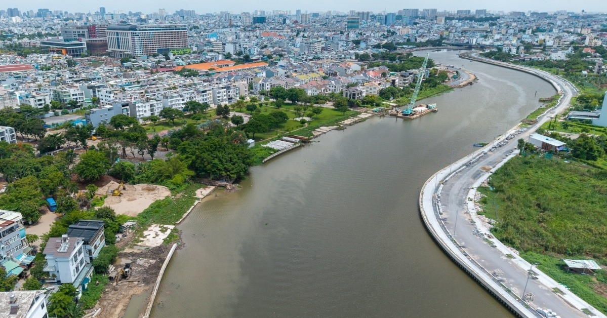 TPHCM bố trí 8 nơi chứa 26 triệu m³ bùn nạo vét, gỡ điểm nghẽn cho nhiều dự án