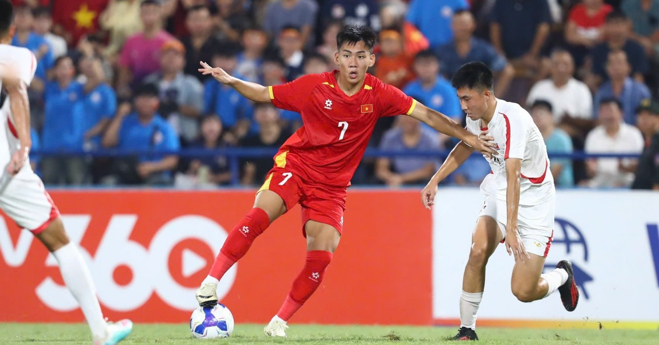 Video bóng đá U20 Việt Nam vs U20 Triều Tiên: Đối thủ quá nhanh, quá nguy hiểm