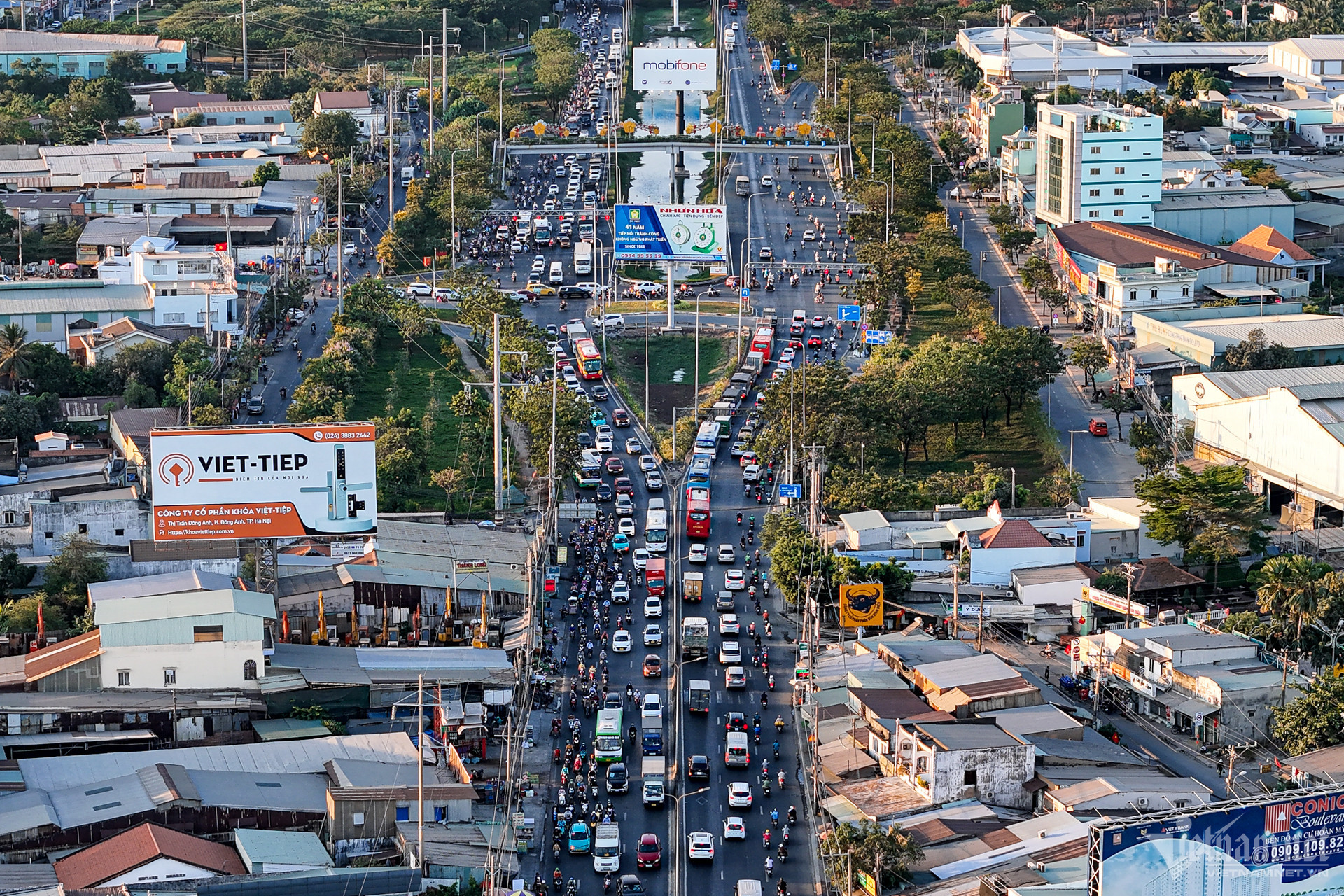 w un tac nghi le 14 3 1330 (1).jpg