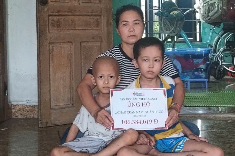 Bạn đọc giúp đỡ hai bé Xuân Nam và Xuân Phúc mắc ung thư não hơn 106 triệu đồng