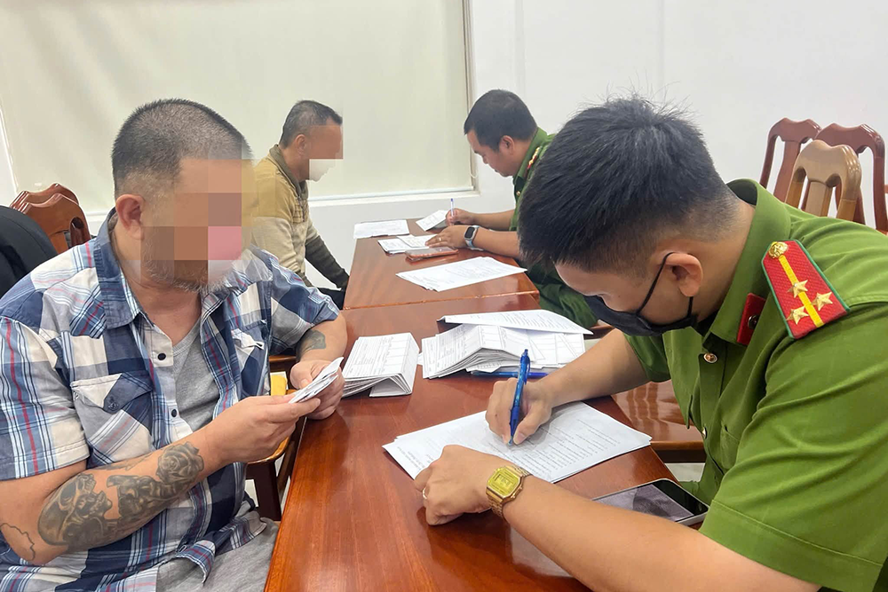 Công an TPHCM tiếp nhận 47 công dân bị Mỹ trục xuất