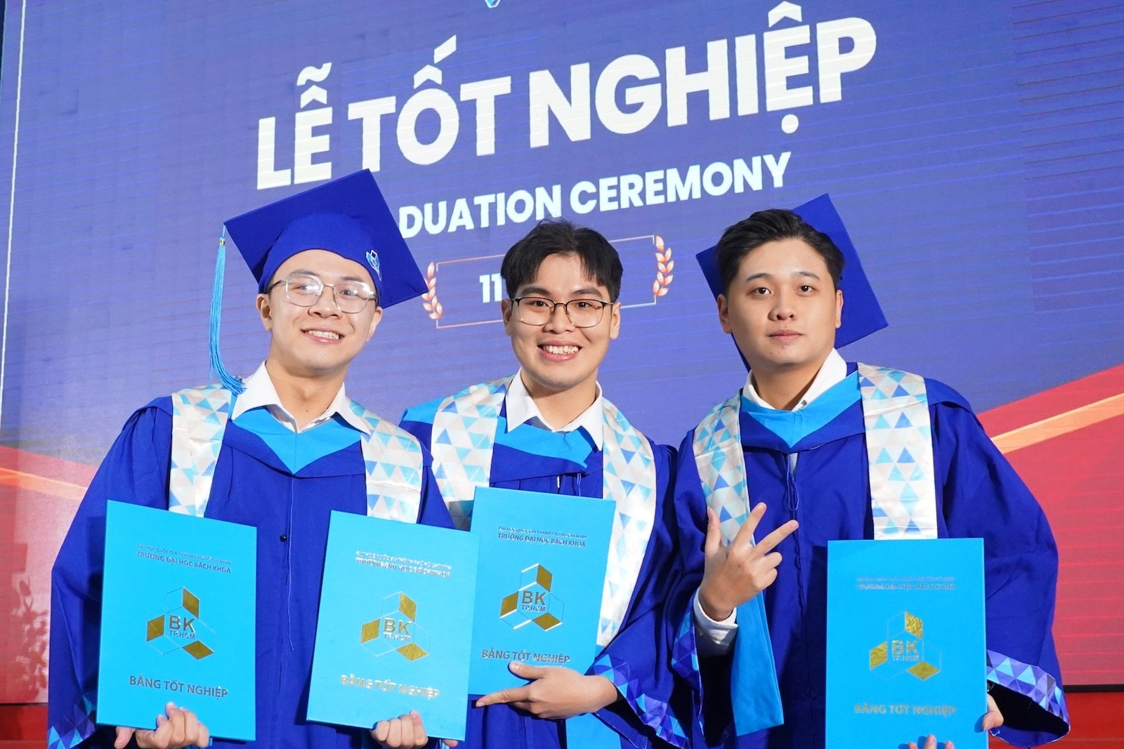 Điểm chuẩn Trường ĐH Bách khoa TPHCM: Ngành cao chót vót, ngành sát điểm sàn