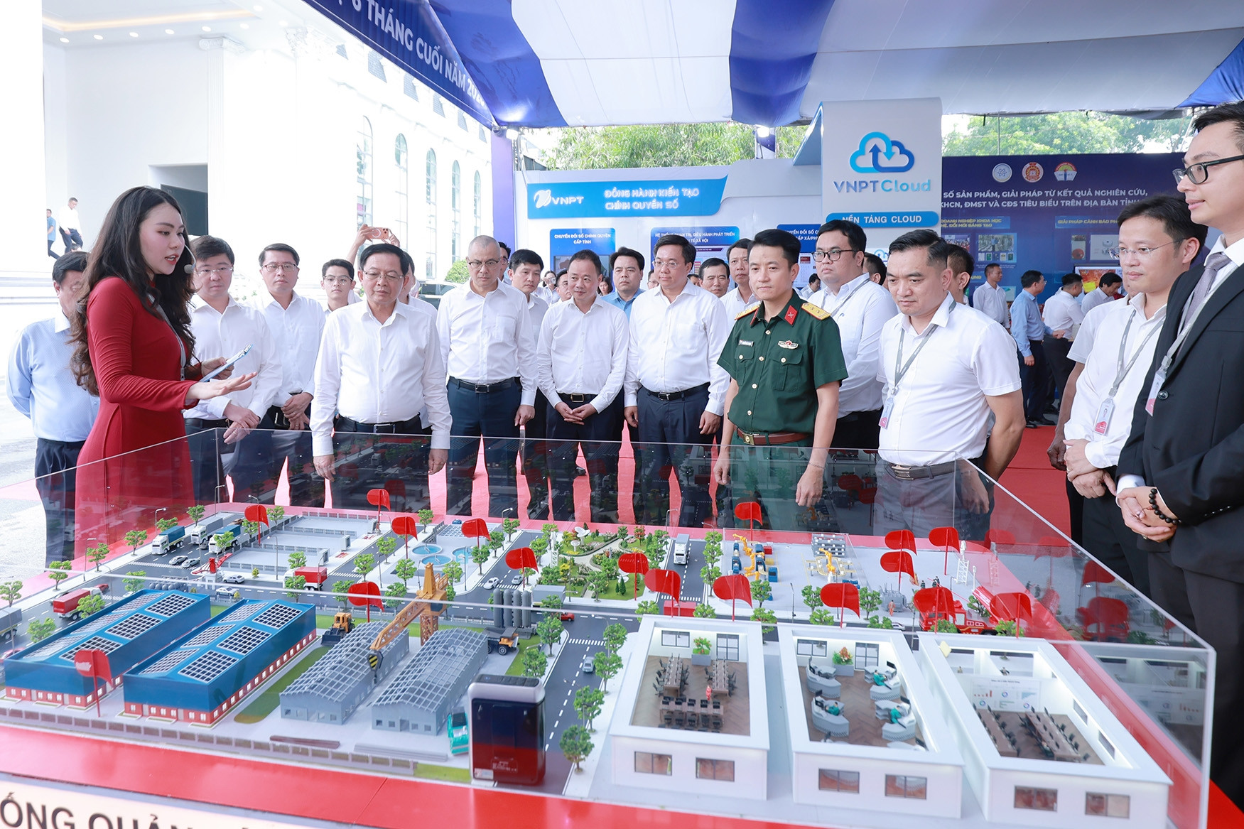 Phú Thọ tìm động lực tăng trưởng mới từ khoa học, công nghệ