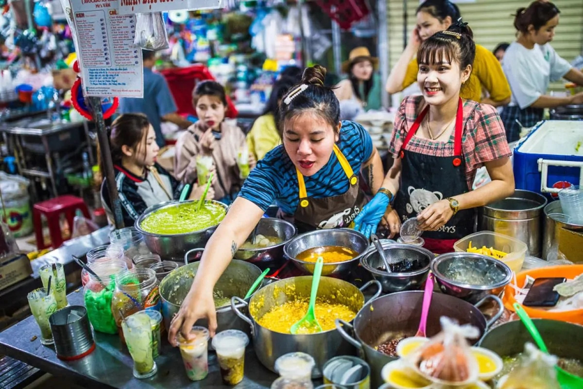 Thành phố nào ở Đông Nam Á có đồ ăn đường phố ngon nhất thế giới?