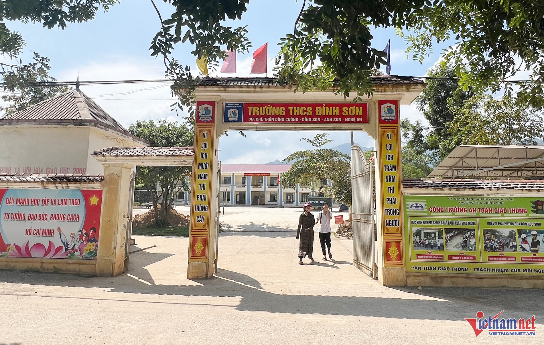 THCS Đỉnh Sơn.jpg