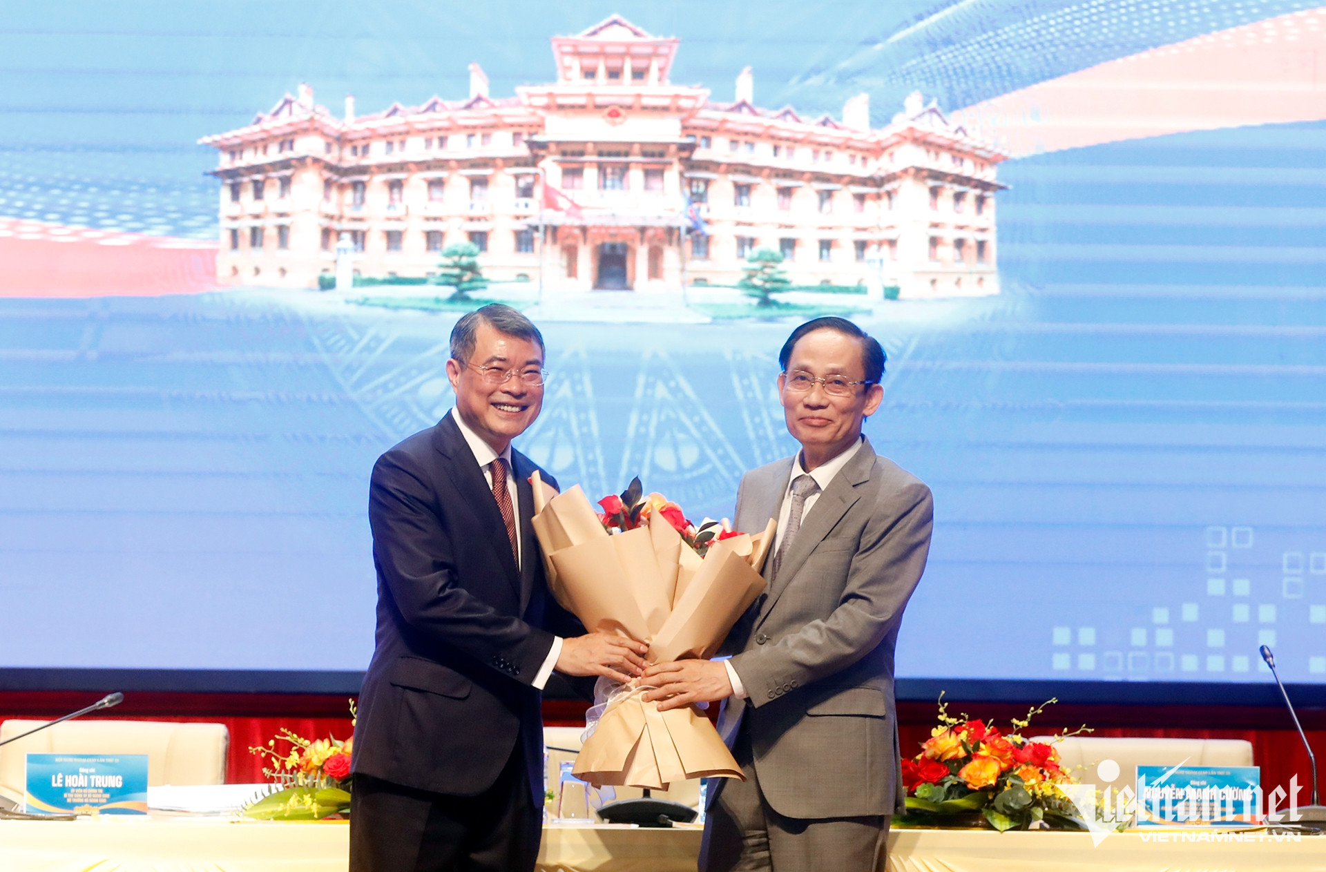 W-BT tang hoa TT_9011.jpg