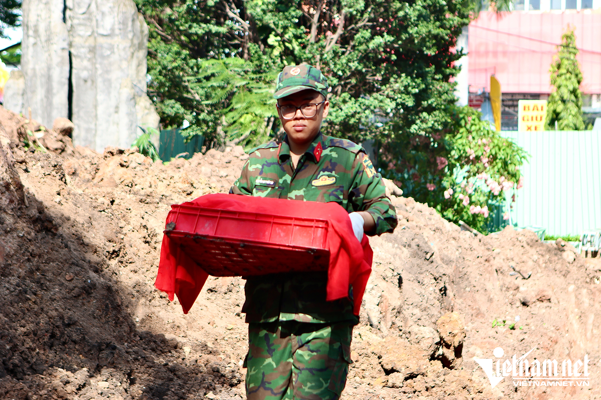 W-Công viên Lê Thị Riêng 007.png