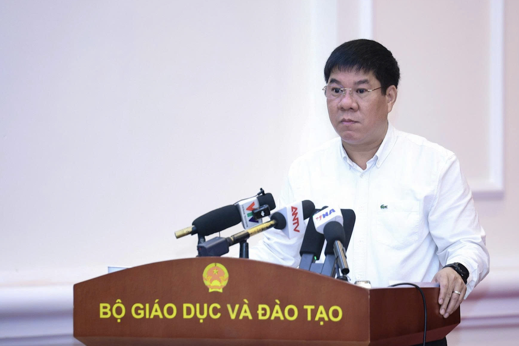 Bộ GD-ĐT lý giải thí sinh Tuyên Quang được thi lại còn Quảng Trị thì không