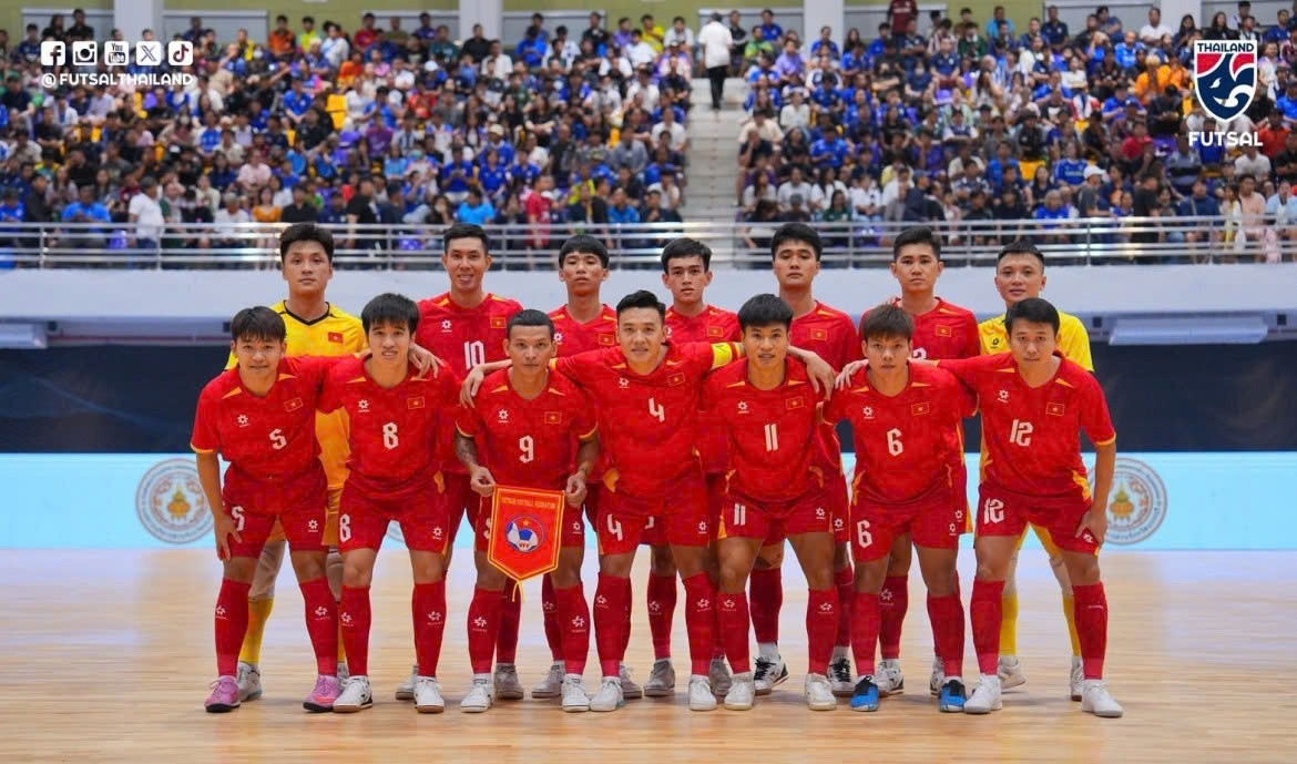 futsal 1.jpg