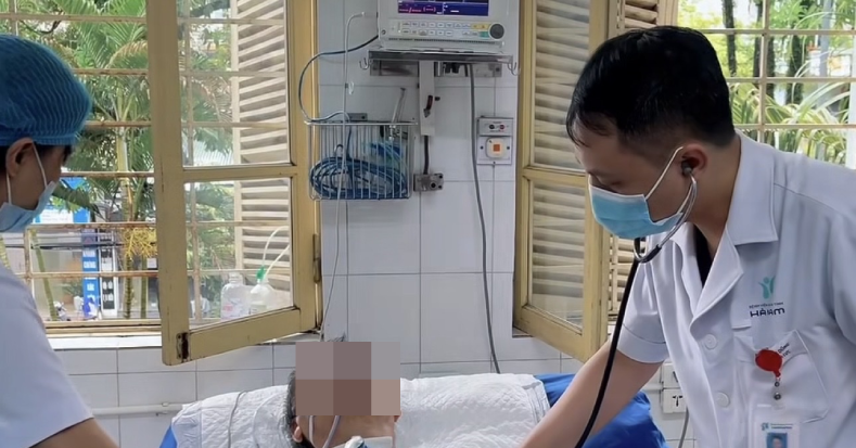 Gia đình đã chuẩn bị hậu sự, người đàn ông hồi phục sau gần 3 tháng điều trị