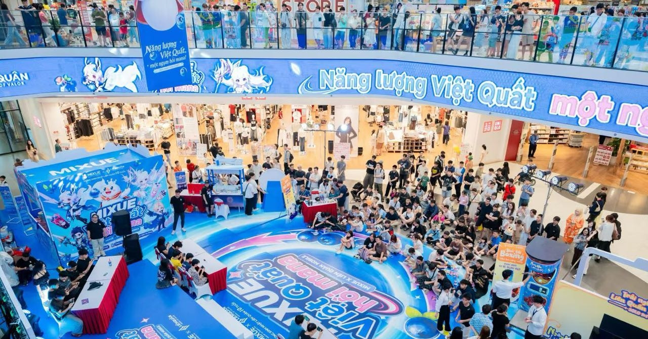 Hợp tác với Arena of Valor, Mixue bán hơn 1 triệu ly nước việt quất