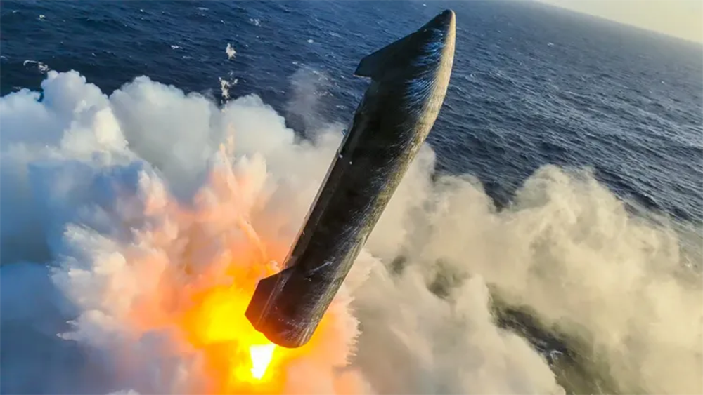 Starship SpaceX 2.png