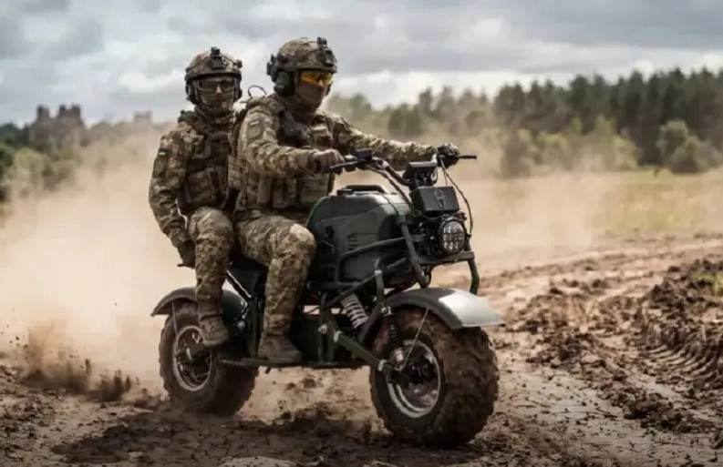 Ukraine đưa vào chiến trường xe máy điện chống mìn, kiêm trạm phát điện di động