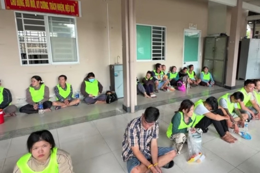 Bản tin sáng 6/8: Nữ du khách bị 28 đối tượng vây ráp, giật dây chuyền vàng