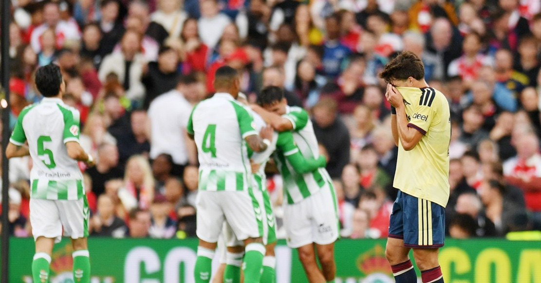 Arsenal thua sốc vì sai lầm của thủ môn Kepa