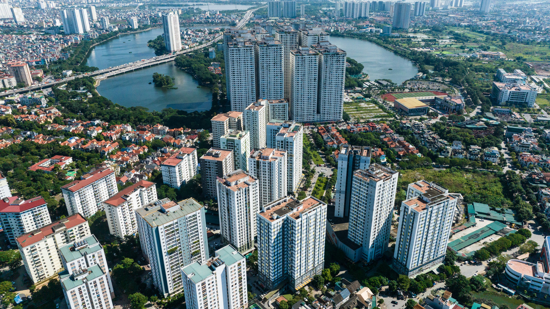 Bat dong san Ha Noi.jpg