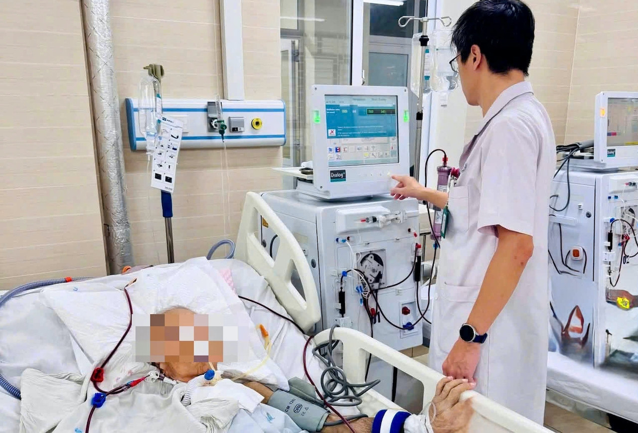 Cấp cứu vì ăn chuối, uống nước dừa thường xuyên
