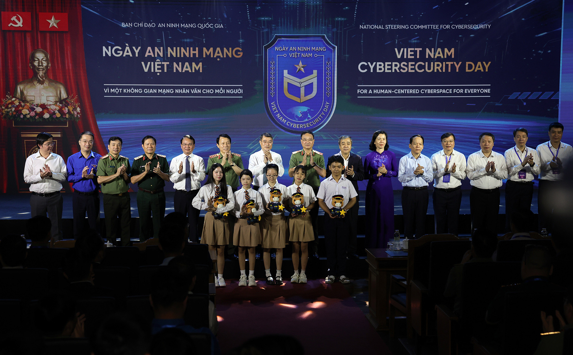 ngay an ninh mang Thu tuong 14.jpg