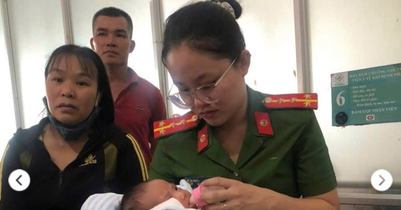 Người nhặt phế liệu bất ngờ thấy bé gái 2 tháng tuổi trong giỏ nhựa ven đường
