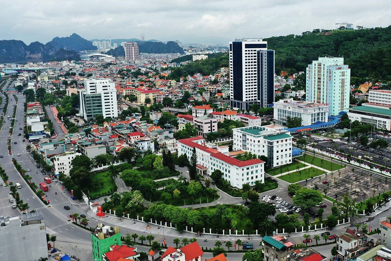 Trình Quốc hội đề xuất thành lập thêm 2 thành phố