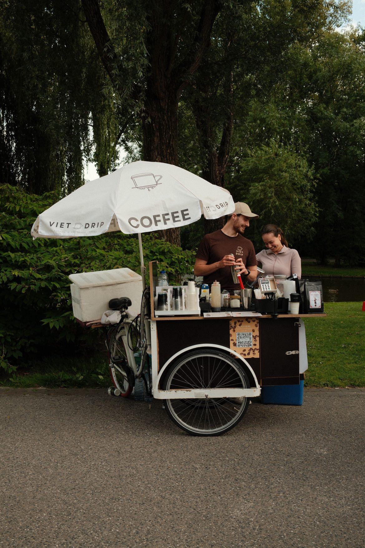 https://static-images.vnncdn.net/vps_images_publish/000001/000003/2026/8/6/vietdrip-coffe-bike-matko-eva-lin-1059.jpg