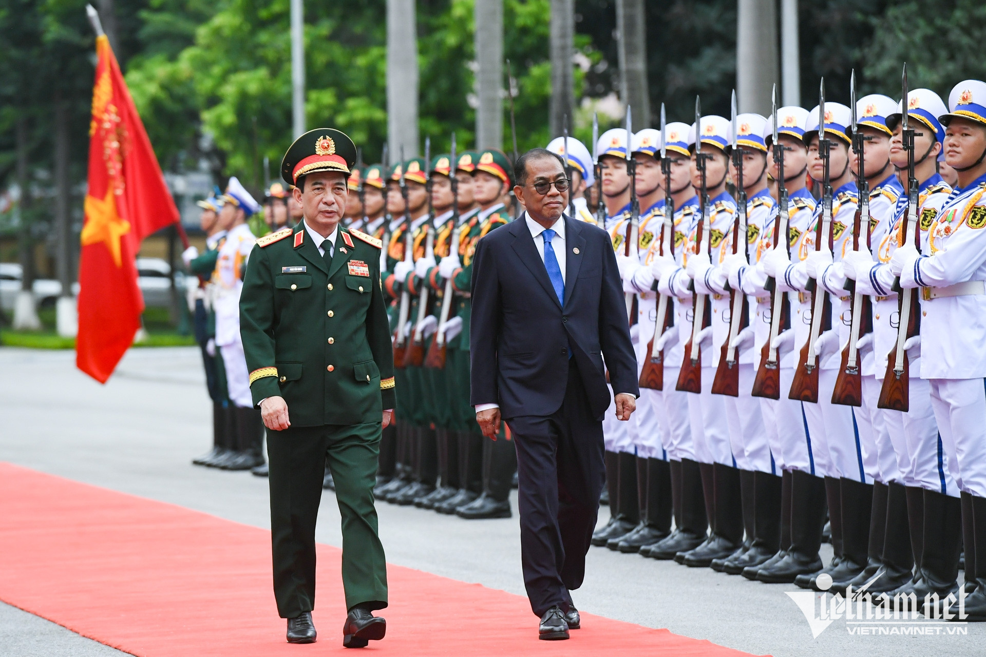 W-bo quoc phong (2).jpg