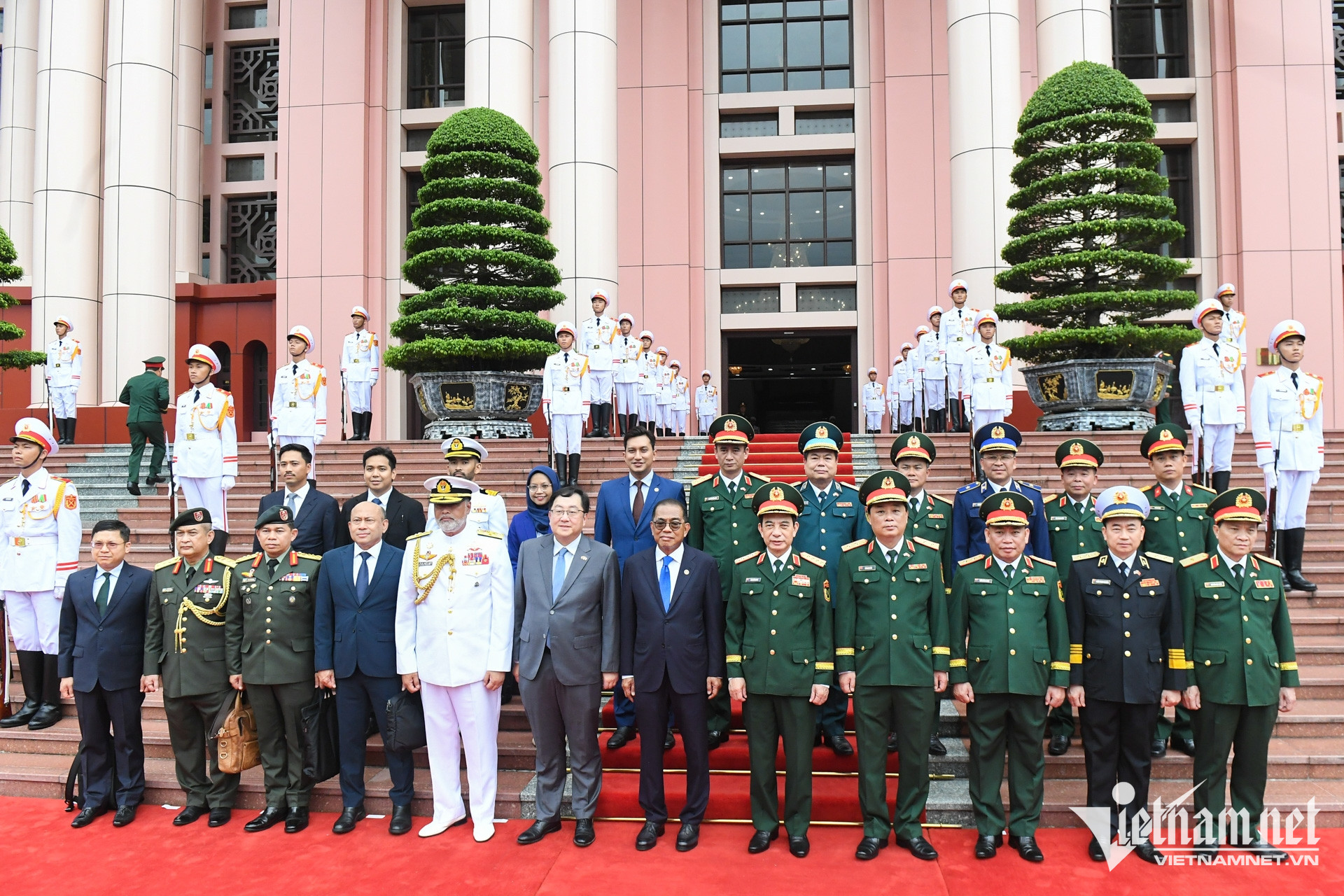 W-bo quoc phong (3).jpg