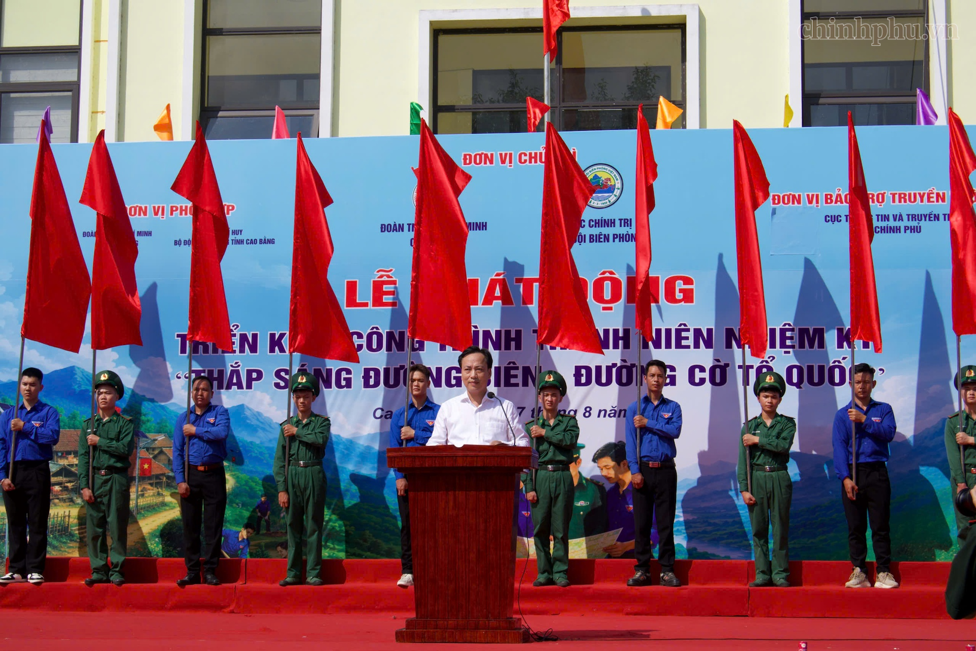 lại xuân lâm.png