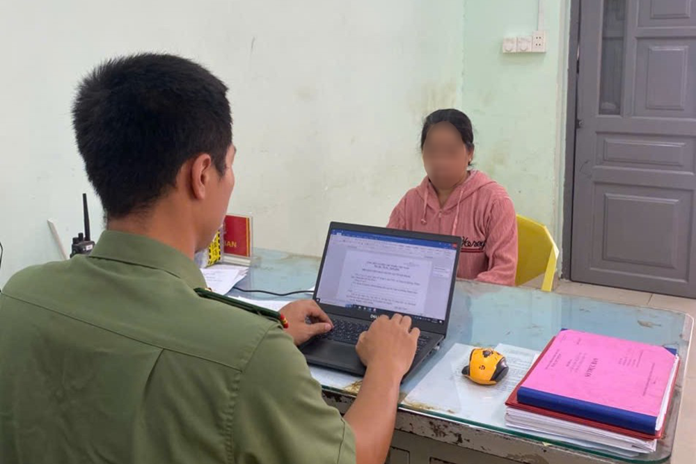 Lời khai của bảo mẫu bạo hành hai cháu bé 2 tuổi ở trường mầm non tại TPHCM