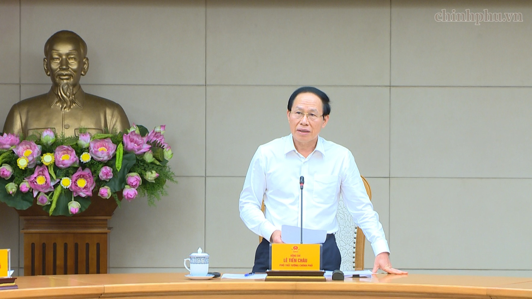 PTT Lê Tiến Châu.jpg