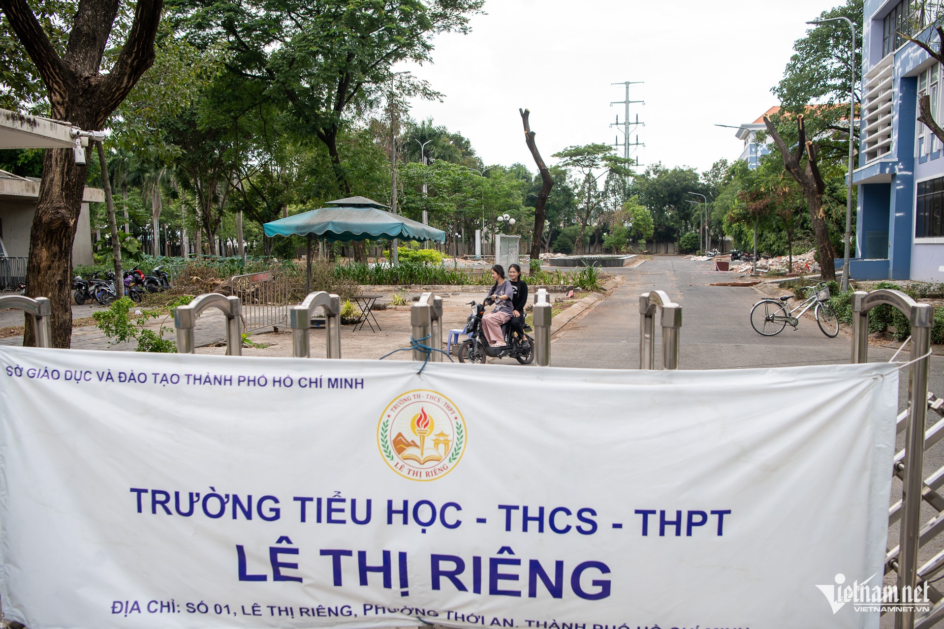 W-Trường TH THCS THPT Lê Thị Riêng   Tuấn Hùng 78.jpg