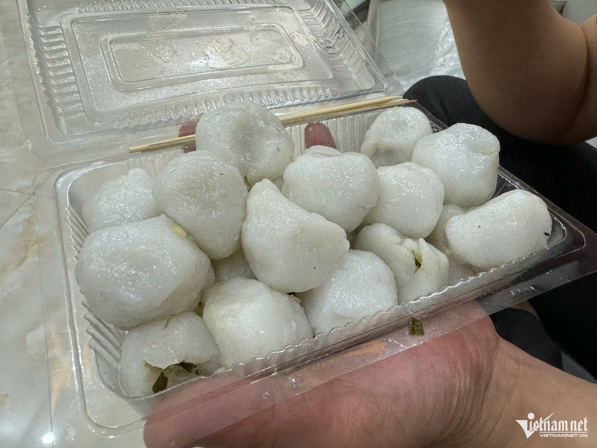 Thịt Bò Để Kiến Bu Kín, Đốt Càng Nhiều Ăn Càng Ngon Là Đặc Sản Ở Đâu Việt Nam? W Z6753530098795 Ef6Eb55A48B5C1C77F8E165A05Cea349 120132 3832