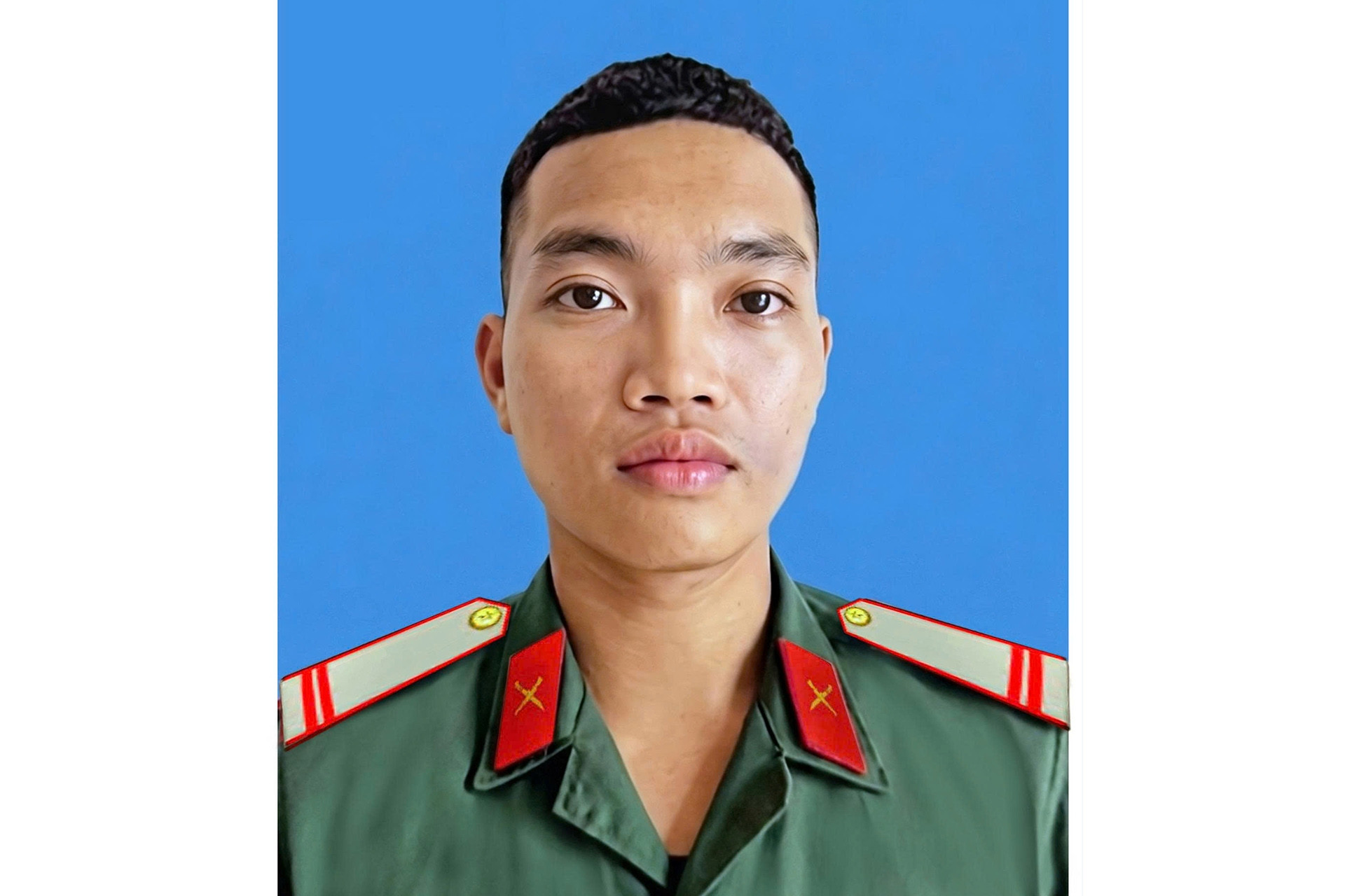 Chủ tịch nước truy tặng Huân chương Bảo vệ Tổ quốc cho chiến sĩ Cao Tuấn Anh