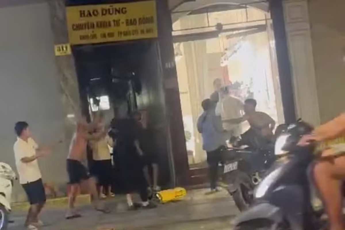 Công an làm rõ 4 đối tượng trong vụ xô xát tại Phố Huế