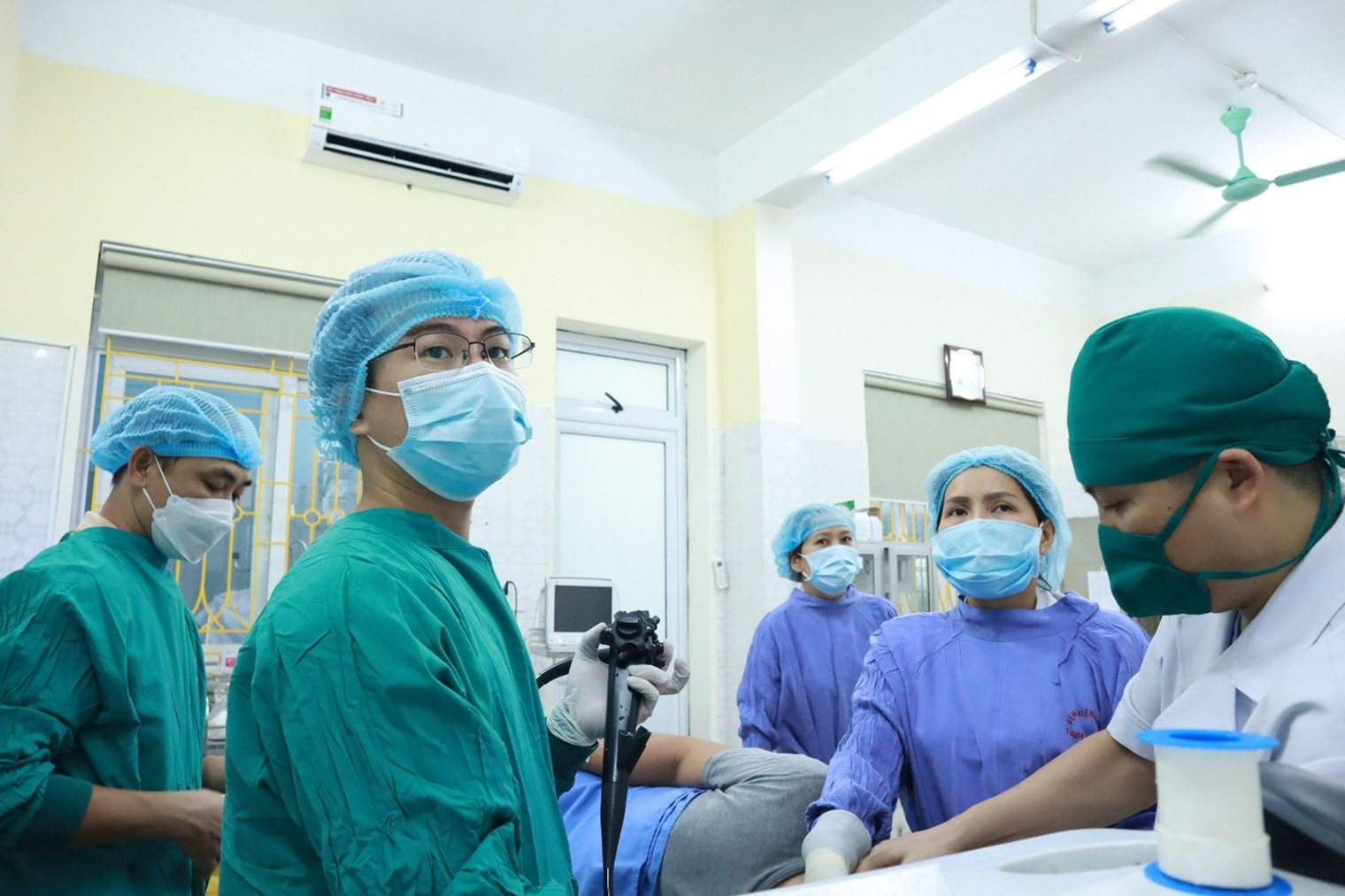 Nhiều người phát hiện ung thư nhờ nội soi, cần chuẩn bị gì trước khi đến viện?