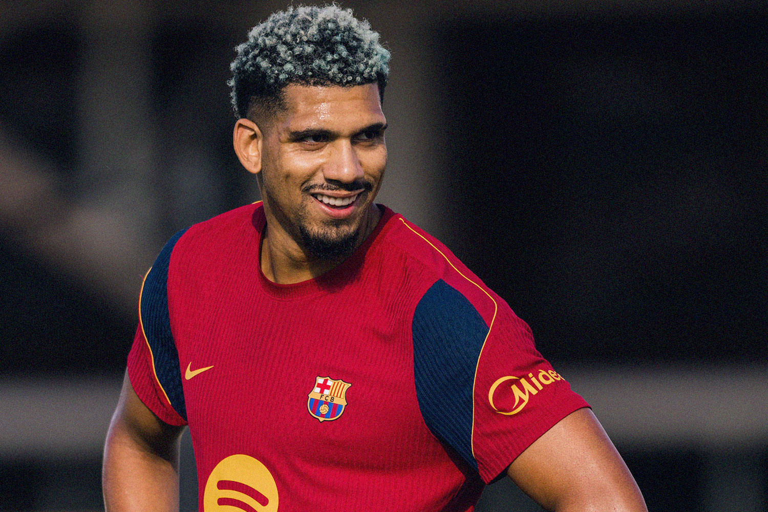 Ronald Araujo.jpg