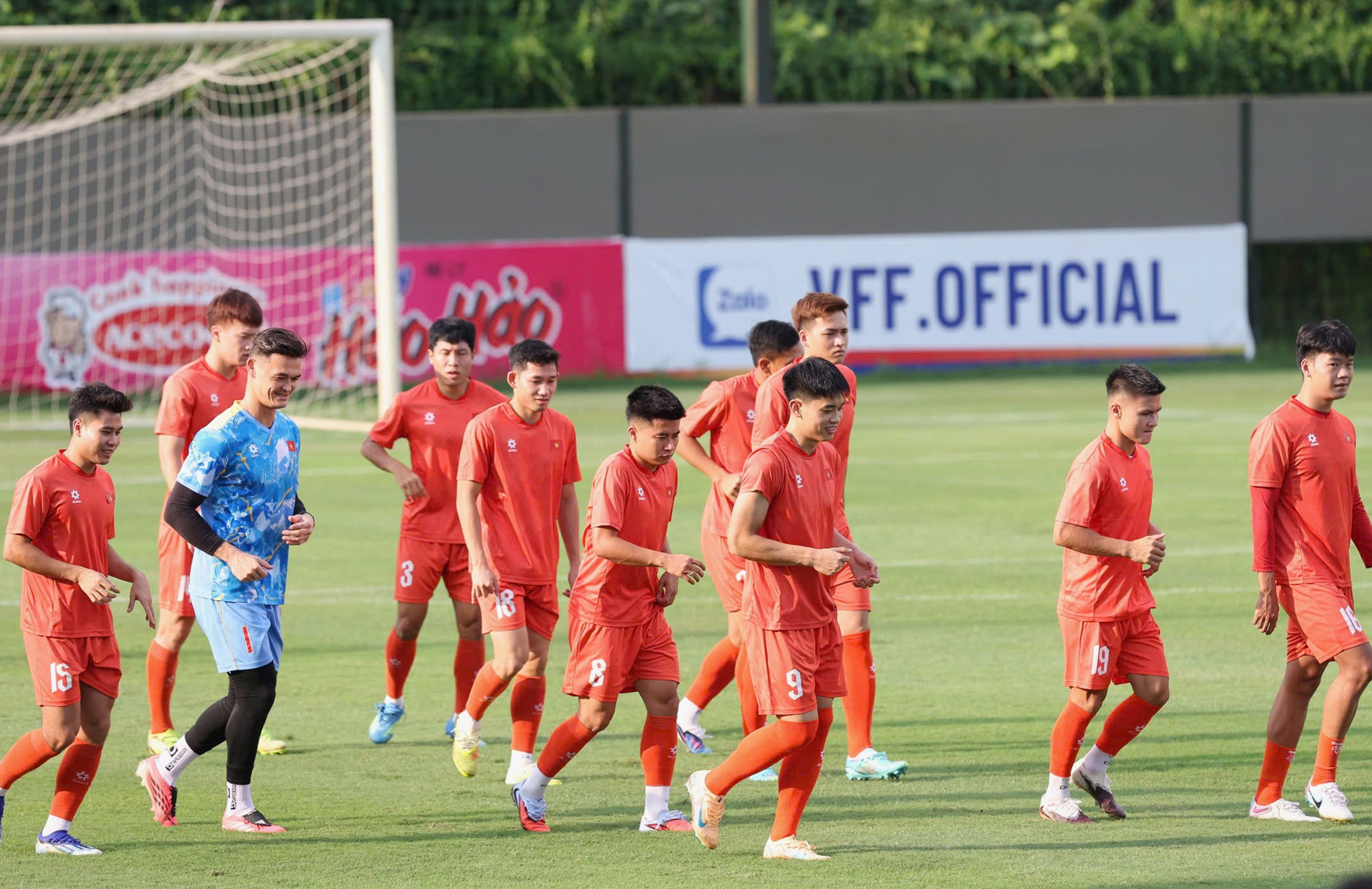 tuyen viet nam 1.jpg