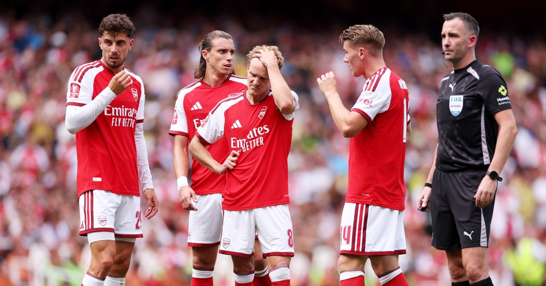 Arsenal thua bẽ bàng trước trận Siêu cúp Anh
