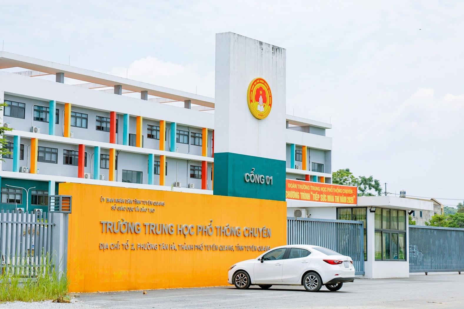 Bộ GD-ĐT và các trường nói về phương án xét tuyển đại học cho 328 thí sinh Tuyên Quang