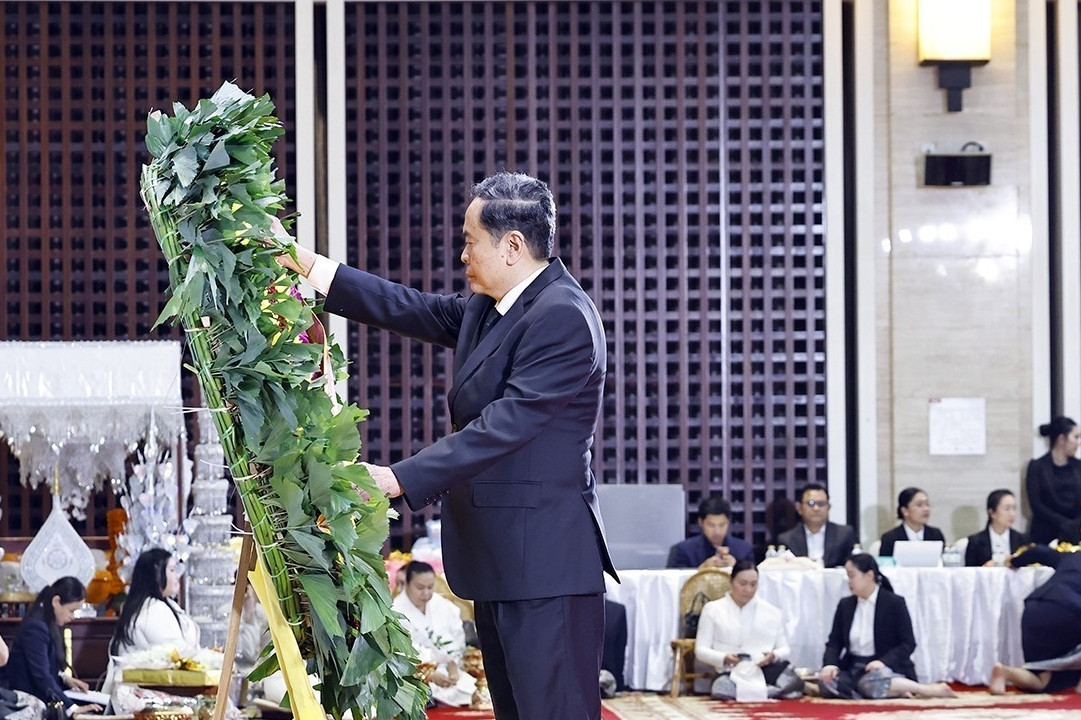 Chủ tịch Quốc hội Lào là người bạn thân thiết, gắn bó của Việt Nam