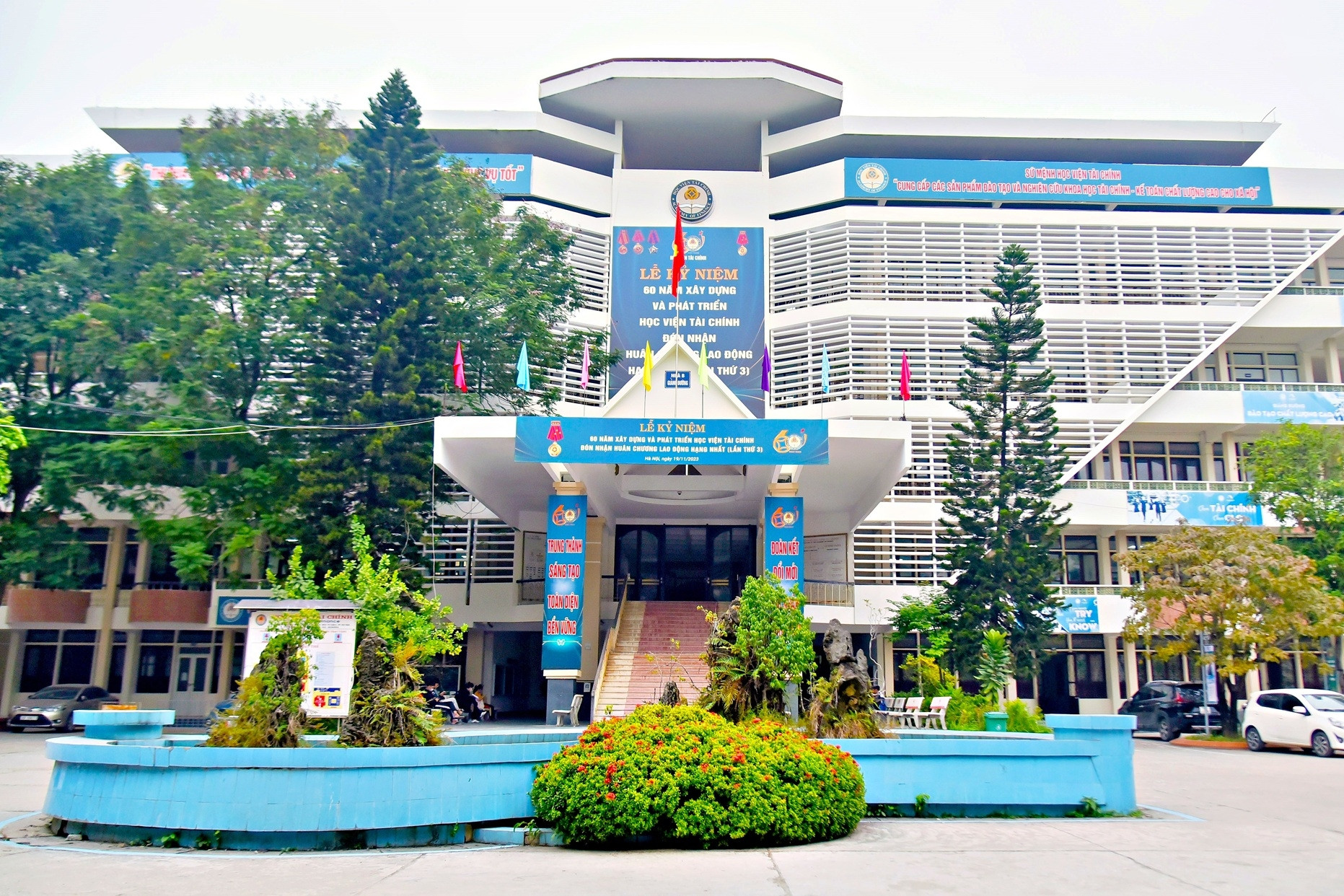 Học viện Tài chính công bố điểm chuẩn tuyển sinh năm 2026